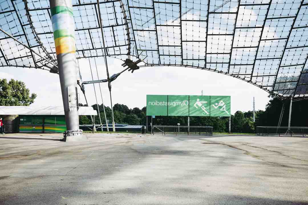 Quelle est la surface d'un terrain de foot professionnel ?